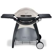 21,700-BTU Propane gas barbecue