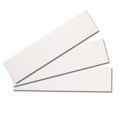 Pose de carreaux de ceramique au mur