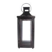 Outdoor lantern