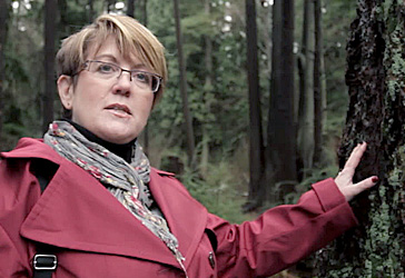 expert_left_banner_trish
