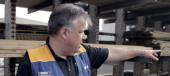 Keith Andreasen in lumber yard at RONA Cashway Hamilton - RONA Experts