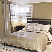 Blinds are very functional and go well with a simple panel.