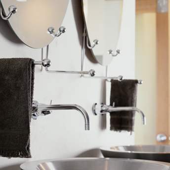Wall-mounted-handle-faucet