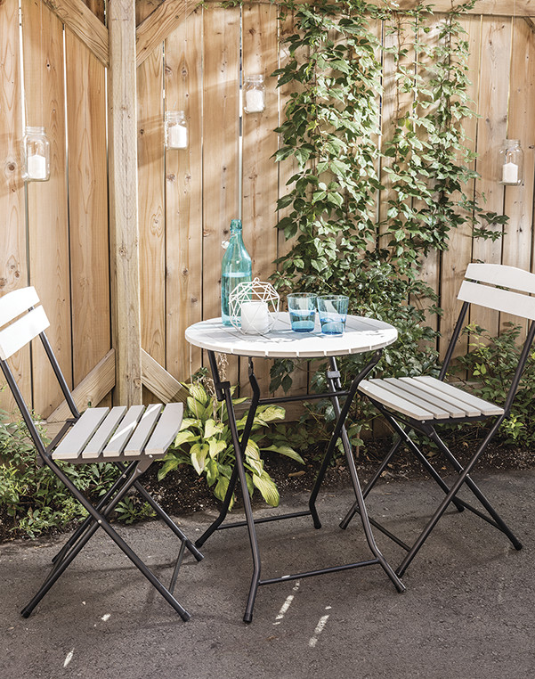 Urban balcony outlet bistro set
