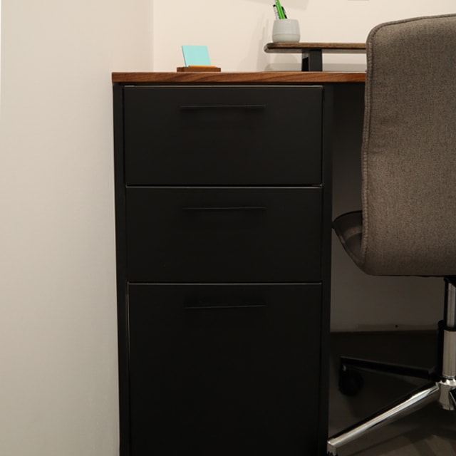 Eklipse Base Cabinet with Drawers