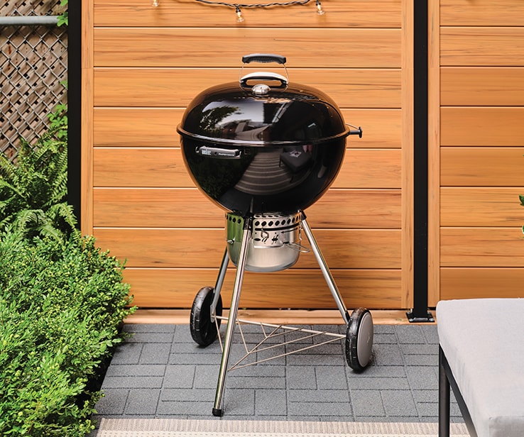 Une BBQ au charbon de bois Une BBQ au charbon de bois