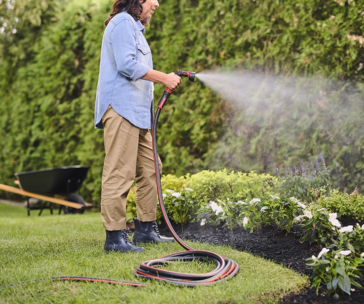 Buying Guide: Choose the Right Gardening Tools