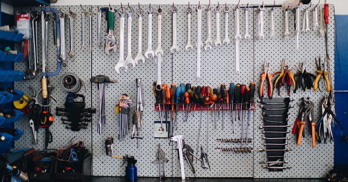 Équipements, outils de garage 