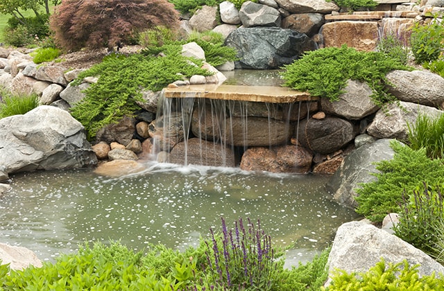 Cascade pour bassin de jardin extérieur, cours d'eau artificiels