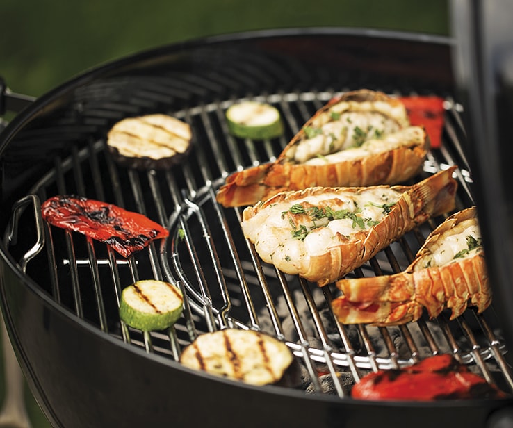 Clean bbq grill with coke outlet