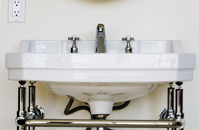 Comment démonter robinet inaccessible, et robinet d'arrêt bloqué ?