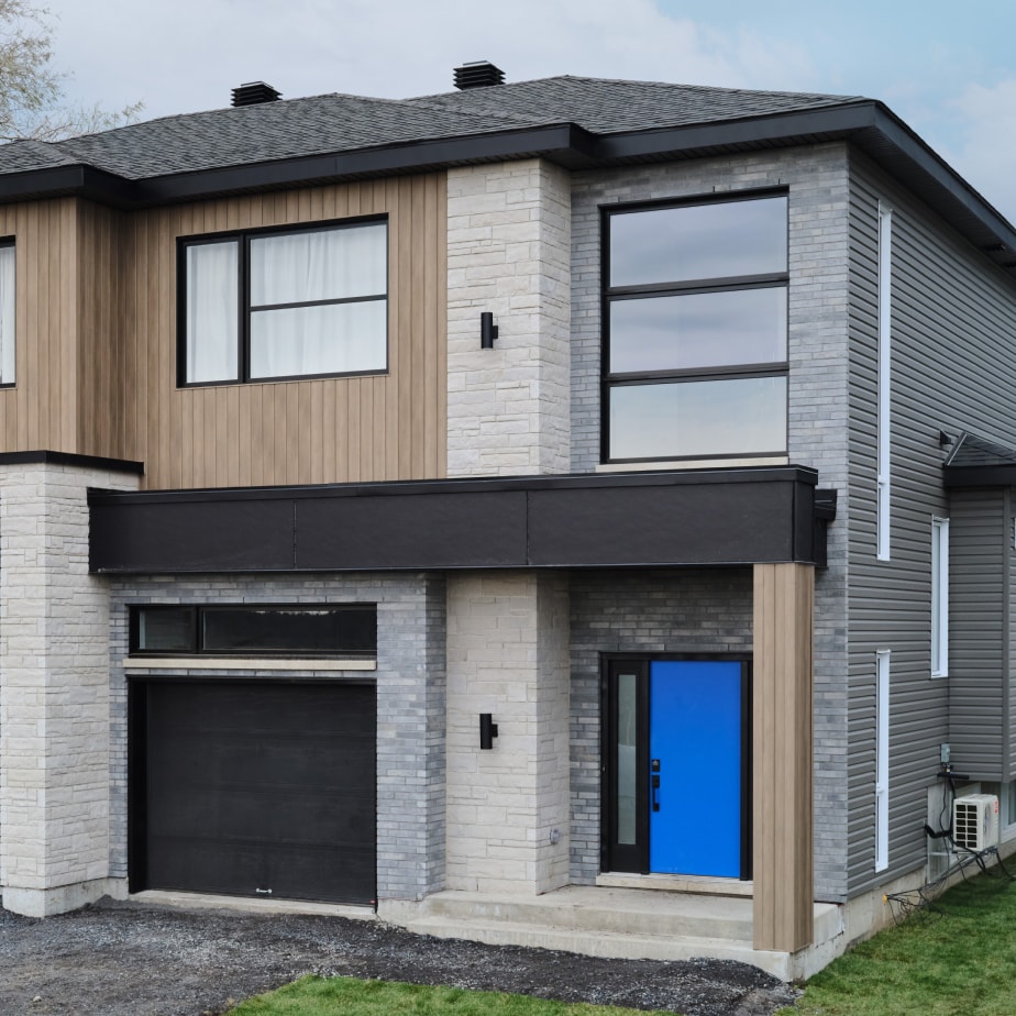 Exterior Siding and theme room Grand Chantier