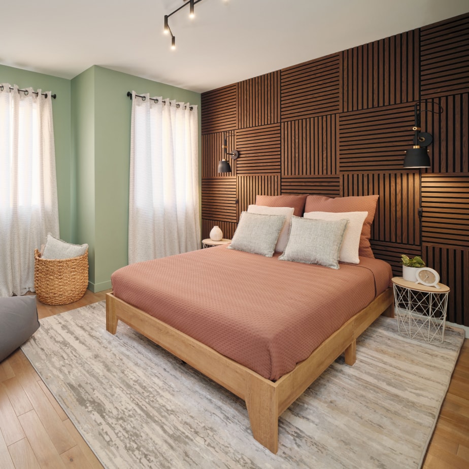 Bedroom and Entry Hall Grand Chantier