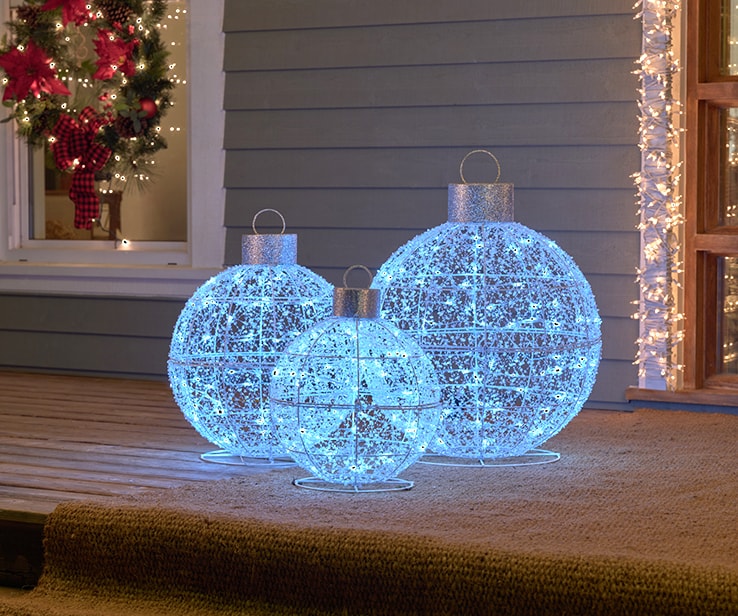 Décorations de Noël extérieures pour célébrer les Fêtes RONA