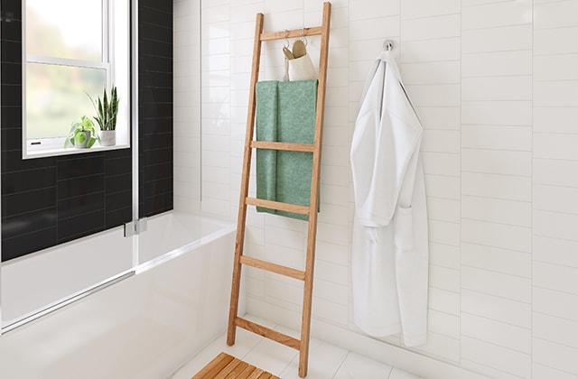 Decorative ladder with towels