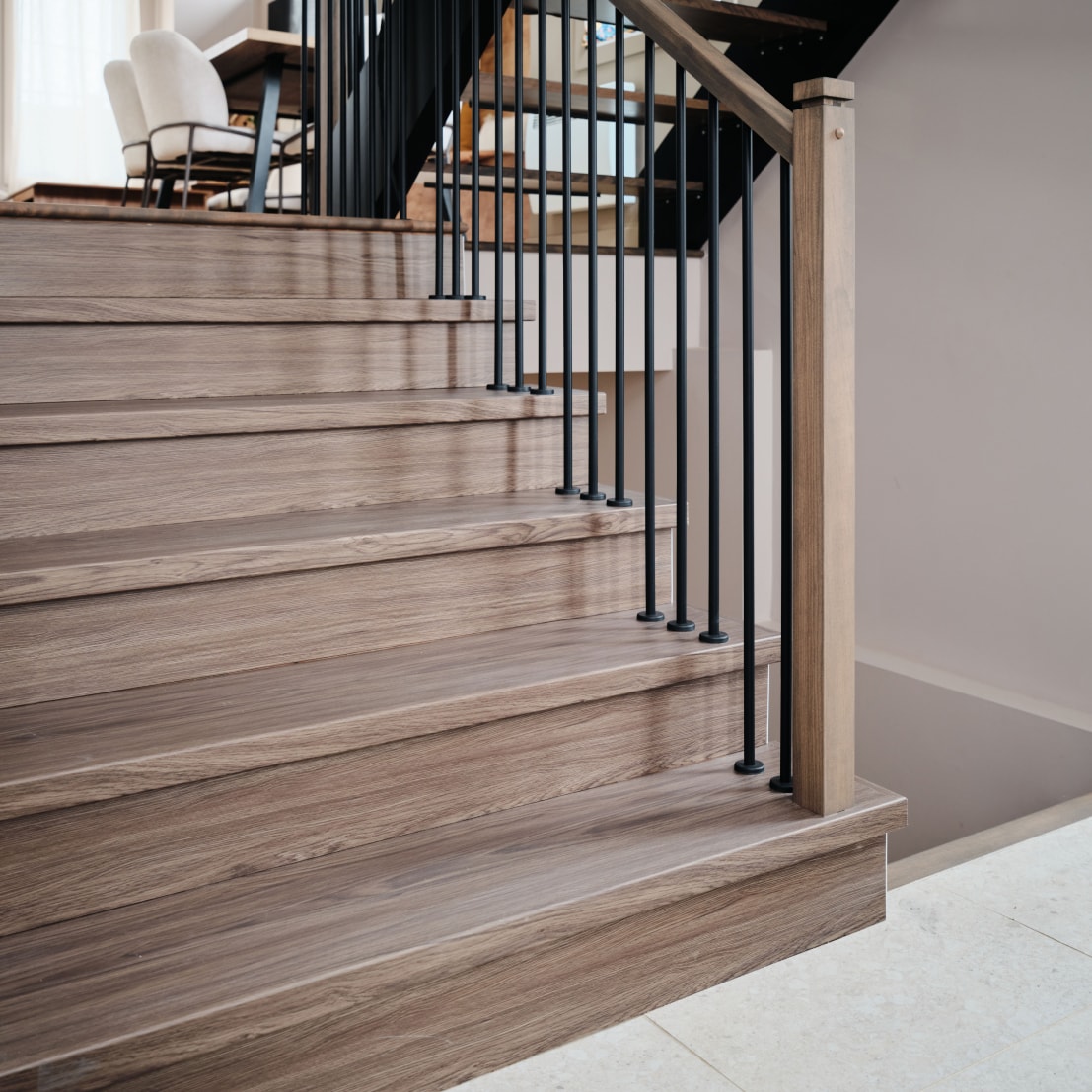 Blue team’s entry and staircase Grand Chantier