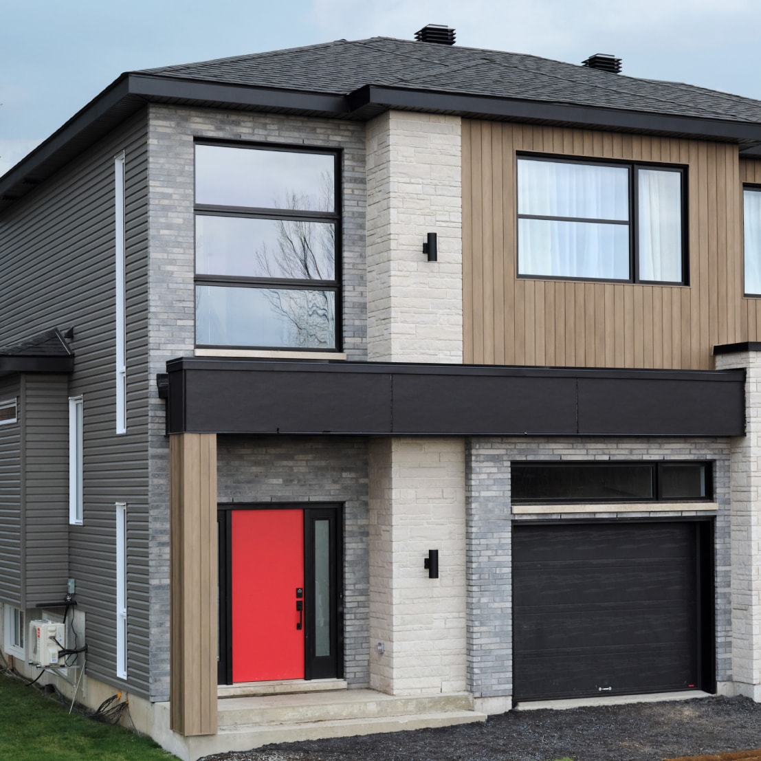Blue team’s exterior siding Grand Chantier