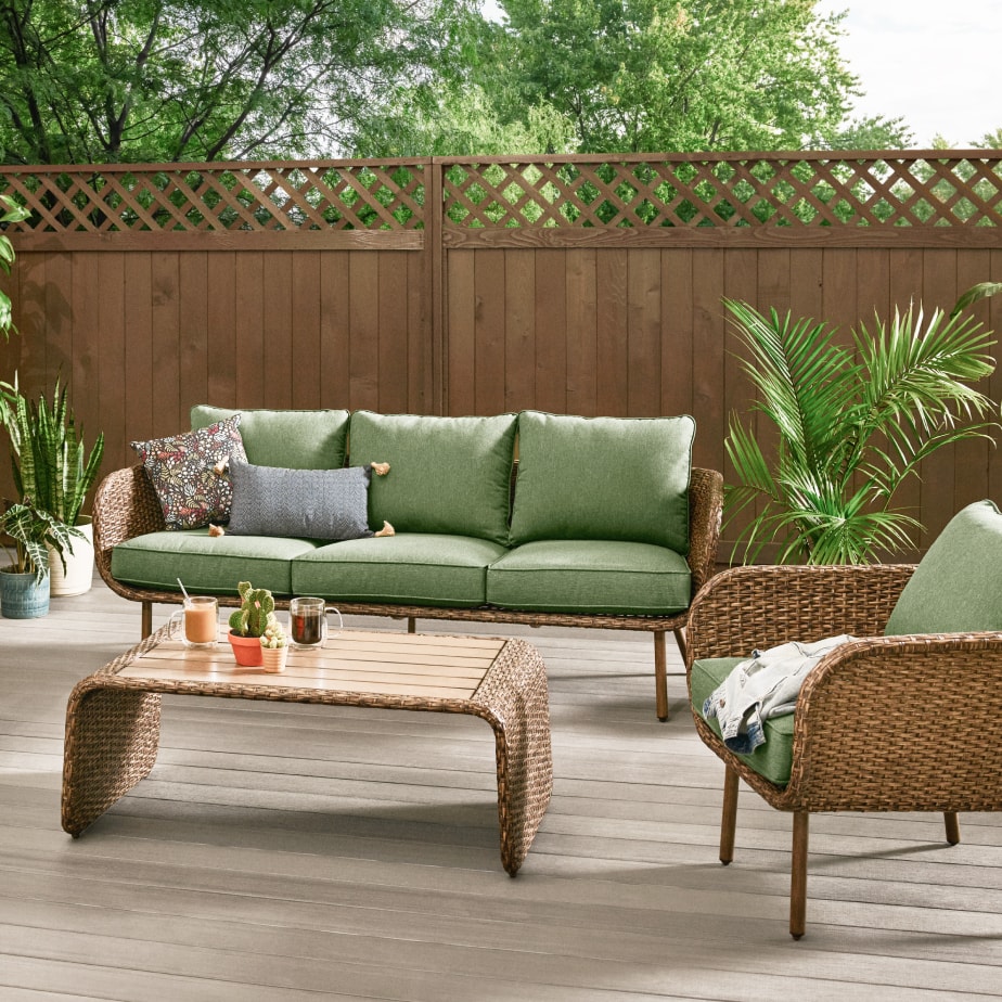 Outdoor Patio Furniture_Rona