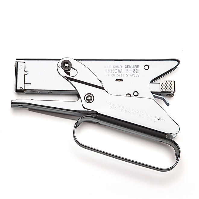 Plier-type stapler