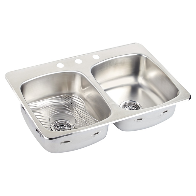 Évier de cuisine double avec grille