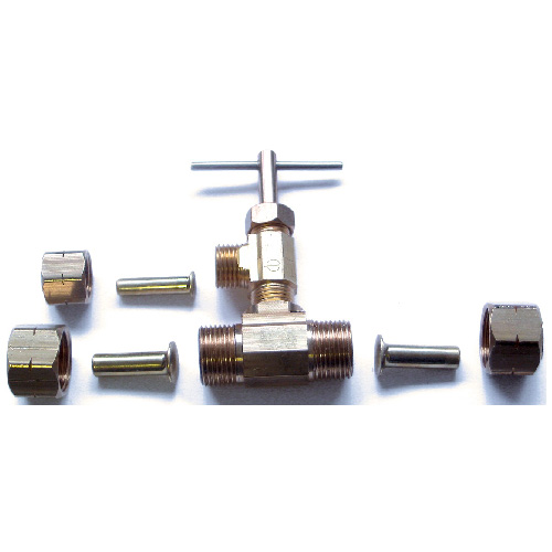 Needle Valve - 90° Angle - Brass - 3/8"
