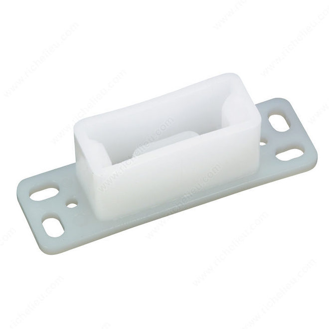 Rear socket