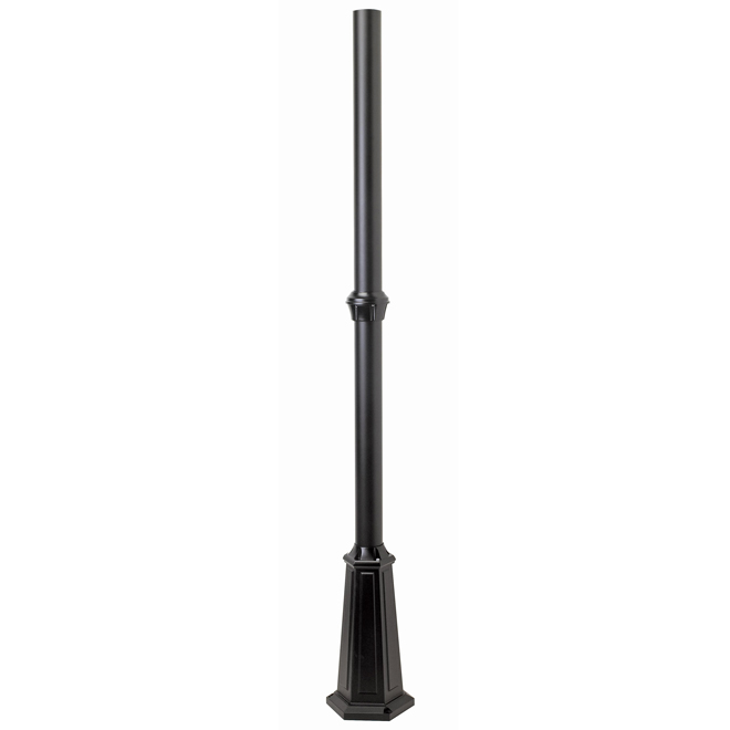 Outdoor lantern post