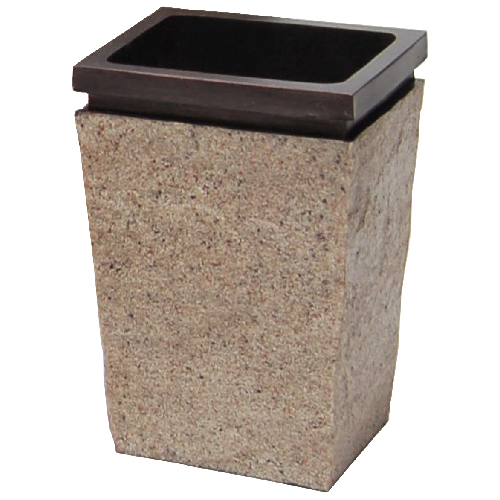 Bathroom tumbler