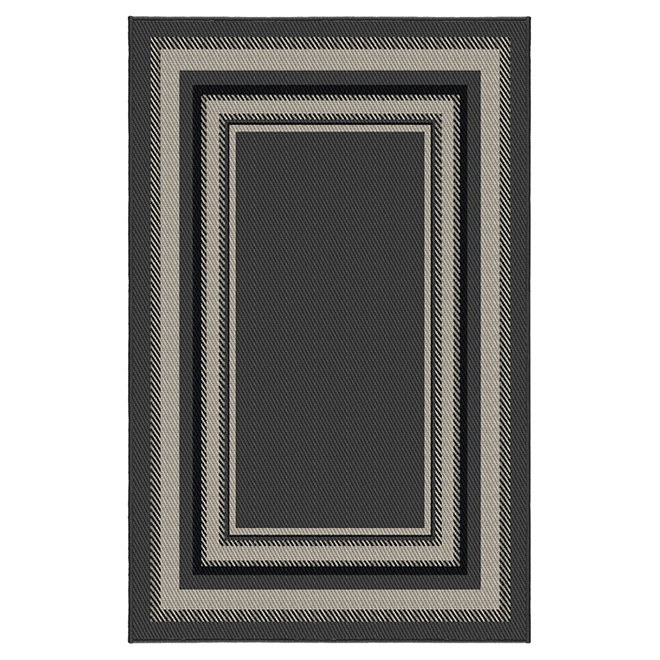"Boxelder III" Outdoor Rug - 5' x 7' - Charcoal