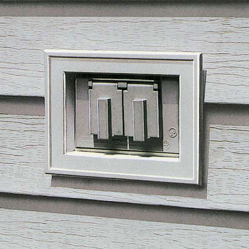 Mini recessed wall plate