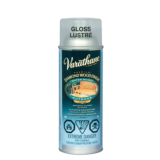 Spray exterior wood varnish