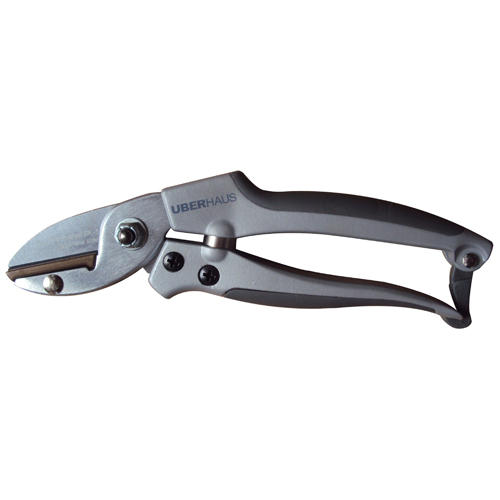 Pruner