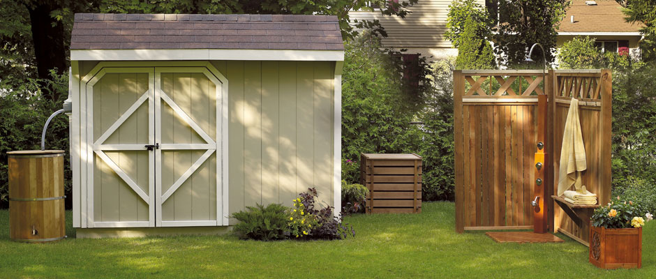 Farm style charming shed in back yard