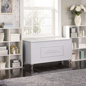 Pratique coffre de rangement de MDF peint