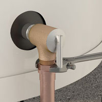 Tighten the T&P’s relief pipe to the valve.