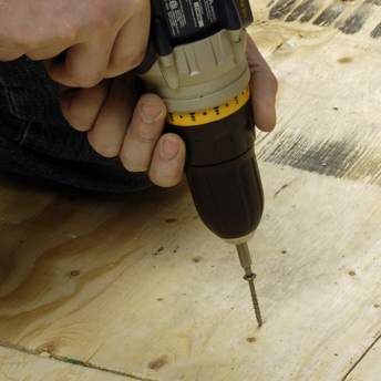 Cordless drill driver