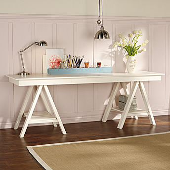 Art trestle table